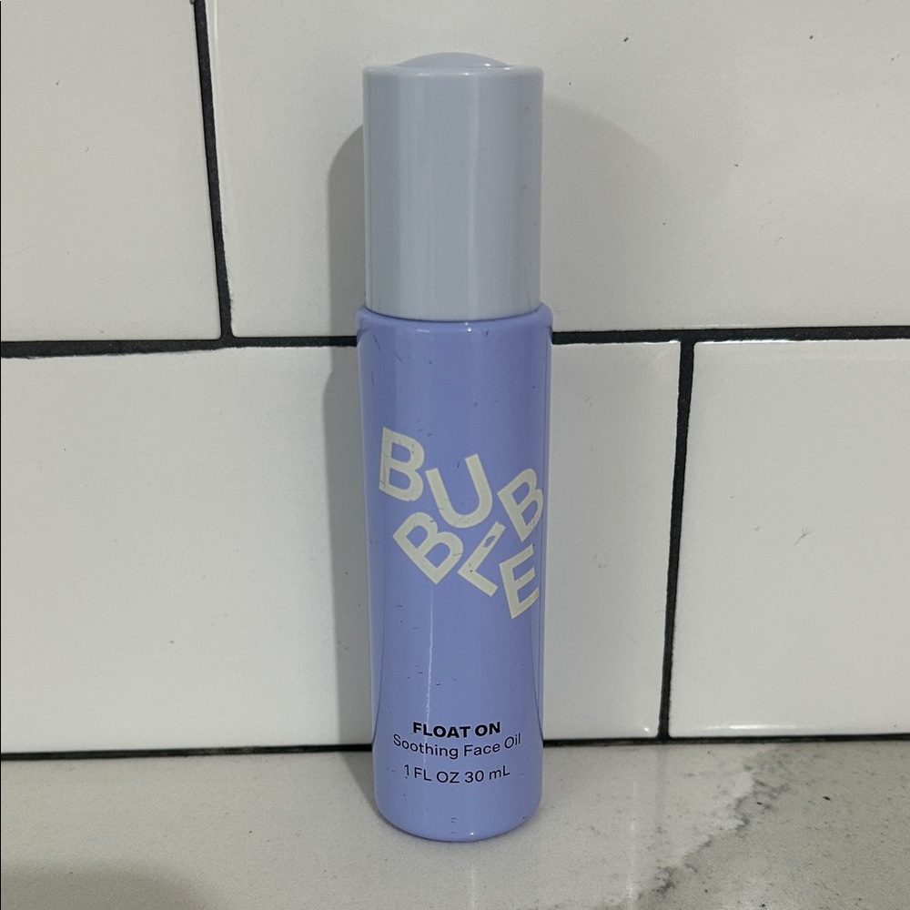 Bubble Float On Soothing Face Oil - Light Purple